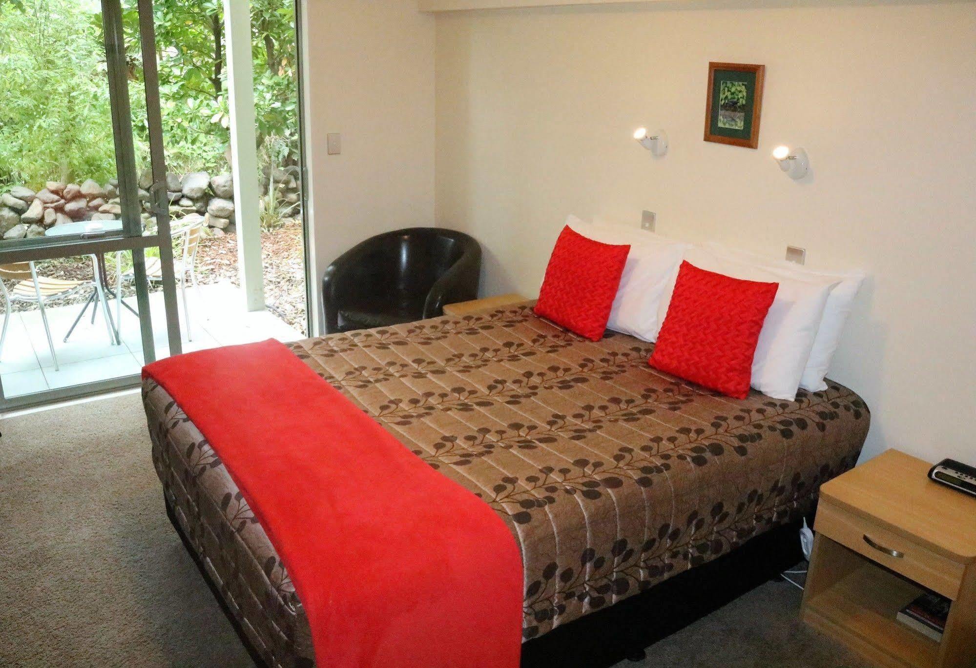 La Rochelle Motel Akaroa Exterior foto